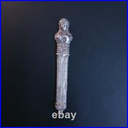 Etui à aiguilles Argent buste de femme romaine Poinçon tête de lièvre vers 1820