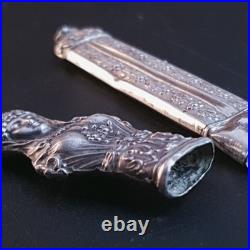 Etui à aiguilles Argent buste de femme romaine Poinçon tête de lièvre vers 1820