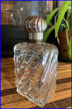 Flacon de parfum en cristal et en argent massif poinçon 1840/1889 victorien