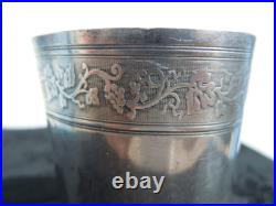 Gobelet timbale argent massif décor de vignes poinçon minerve d'époque 19ème