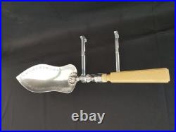 Grande pelle de service en argent massif époque 1819-1838 poinçon vieillard