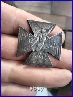 INSIGNE JOURNEE DU POILU 1915 SIGNE RENE LALIQUE ARGENT Massif Poinçon 1914/18