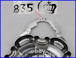 Jolie passe thé et son support en argent massif poinçon Allemand Allemagne