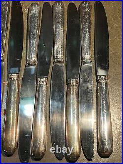 Lot de 12 couteaux en argent massif Poinçon Minerve Ravinet d'Enferi (106-48)