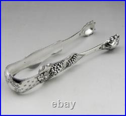 Magnifique Pince à sucre en argent massif poinçon minerve XIXe poids 71.6 G Magnifique Pince à sucre en argent massif poinçon minerve XIXe poids 71.6 G