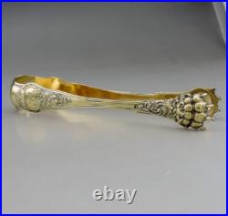 Magnifique ancien Pince à sucre en argent massif vermeil poinçon minerve XIX e Magnifique ancien Pince à sucre en argent massif vermeil poinçon minerve XIX e