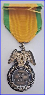 Médaille Militaire 2nd Empire en argent massif (poinçon tête de sanglier)