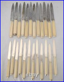 Ménagère de 24 couteaux de style Louis XVI Empire, argent massif poinçon Minerve