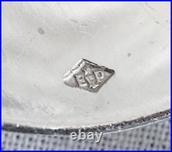 Ménagère en argent massif style Louis XVI 12 personnes poinçon Minerve Ménagère en argent massif style Louis XVI 12 personnes poinçon Minerve