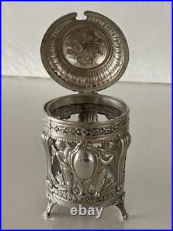 Moutardier à décor d'anges en Argent Massif Poinçon Minerve Moutardier à décor d'anges en Argent Massif Poinçon Minerve