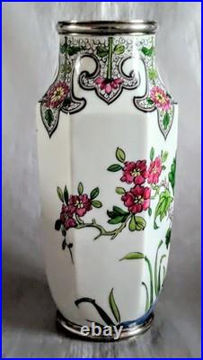 OLIER ET CARON Vase en Porcelaine Et Argent Massif Poincon Minerve