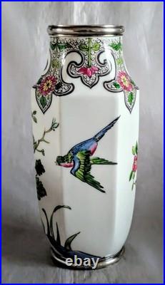 OLIER ET CARON Vase en Porcelaine Et Argent Massif Poincon Minerve