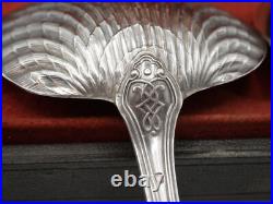 Paire De Cuilleres A Creme Et Pelle A Fraises En Argent Massif Poincon Minerve