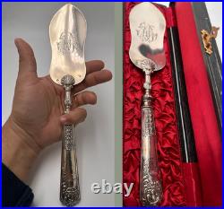 Pelle à Gâteaux en argent massif Minerve poinçon d'orfèvre L I époque XIXe