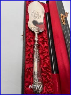 Pelle à Gâteaux en argent massif Minerve poinçon d'orfèvre L I époque XIXe