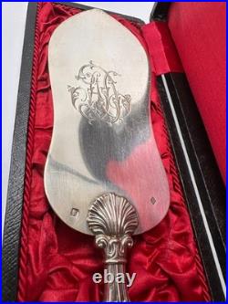 Pelle à Gâteaux en argent massif Minerve poinçon d'orfèvre L I époque XIXe