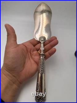 Pelle à Gâteaux en argent massif Minerve poinçon d'orfèvre L I époque XIXe