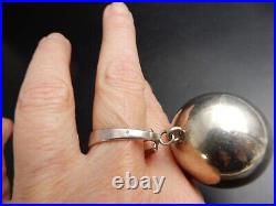 Rare Bague Argent design des années 1980 poinçon de maitre énorme sphère