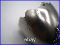 Rare Coquetier Coquille Tripode En Argent Massif Poincon Minerve Initiales R. L