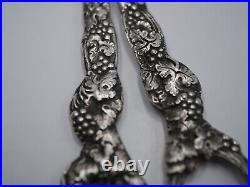 Rare Paire De Ciseaux A Raisins En Argent Massif Poincon Minerve Decor Vignes