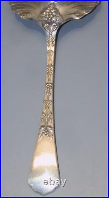 -SUPERBE ANCIENNE CUILLERE A FRAISES ARGENT MASSIF Poinçon MINERVE VITRINE D