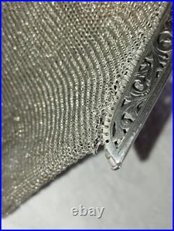 Sac de bal en argent massif 283 grammes poinçons araignée 800/1000 19e