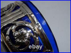 Saleron Tripode En Argent Massif Poincon Minerve Et Verre Bleu