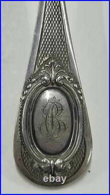 Saupoudreuse En Argent Massif Poincon Minerve De 54 Grammes