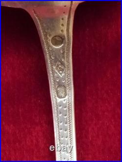 Saupoudreuse en argent massif poinçon Vieillard XIXeme ancien 57 gr