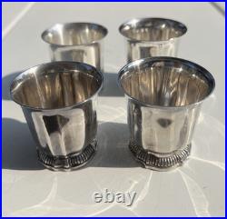 Suite De 4 Timbales A Liqueur Argent Massif Poincon Minerve 1 Er Titre