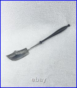 Superbe Pelle A Poisson Ancienne Poinçon Coq Argent Massif