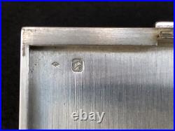 Superbe ancien POUDRIER ART DECO en ARGENT MASSIF poinçon TETE DE MINERVE Superbe ancien POUDRIER ART DECO en ARGENT MASSIF poinçon TETE DE MINERVE