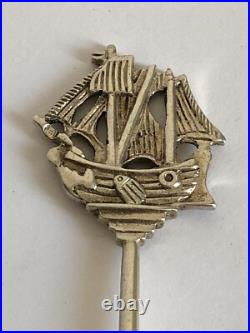 Superbe ancienne CUILLERE décor BATEAU VOILIER en ARGENT poinçons PAYS BAS 1917