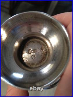 Timbale Argent massif sur piédouche poinçon XIXème 75,6 g