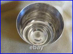 Timbale argent massif décor feuillages poinçon minerve poids 52 grammes