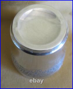 Timbale argent massif décor feuillages poinçon minerve poids 52 grammes