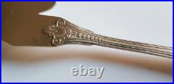 Très Jolie PELLE à GATEAU en ARGENT MASSIF Poinçon MINERVE decor EMPIRE 125 Gram