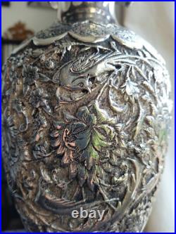 Très beau Vase ancien en argent massif. Perse. 580 gr. Art islamique. Poinçon