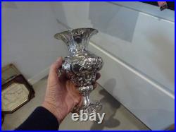 Vase Rococo en argent massif, nombreux poincons étrangers, H 20cm, P 336g, mono AS